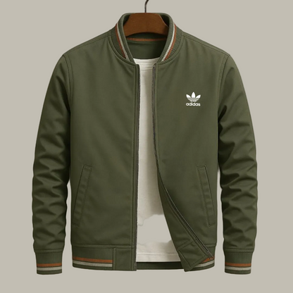 Moderne klassische Bomberjacke