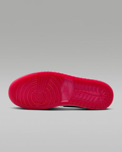 Jordan 1 Low SE – Weiß/Schwarz/Gym Red