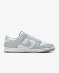 Sneaker NK Dunk Low – Weiß & Hellgrau