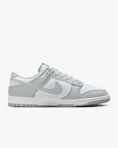 Sneaker NK Dunk Low – Weiß & Hellgrau