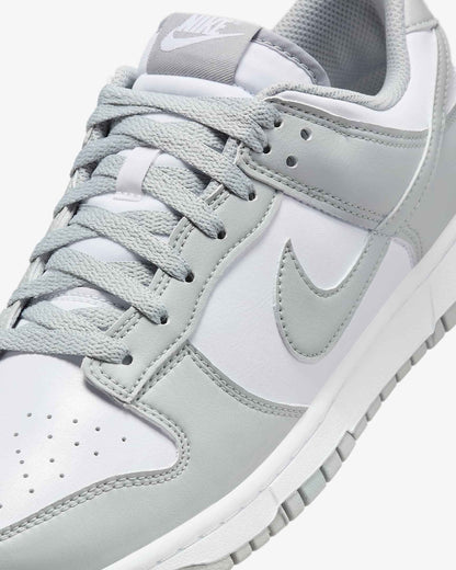 Sneaker NK Dunk Low – Weiß & Hellgrau